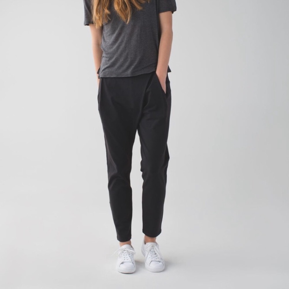 Lululemon Yogini Trouser Pants Black Fits Sz 4 / 6